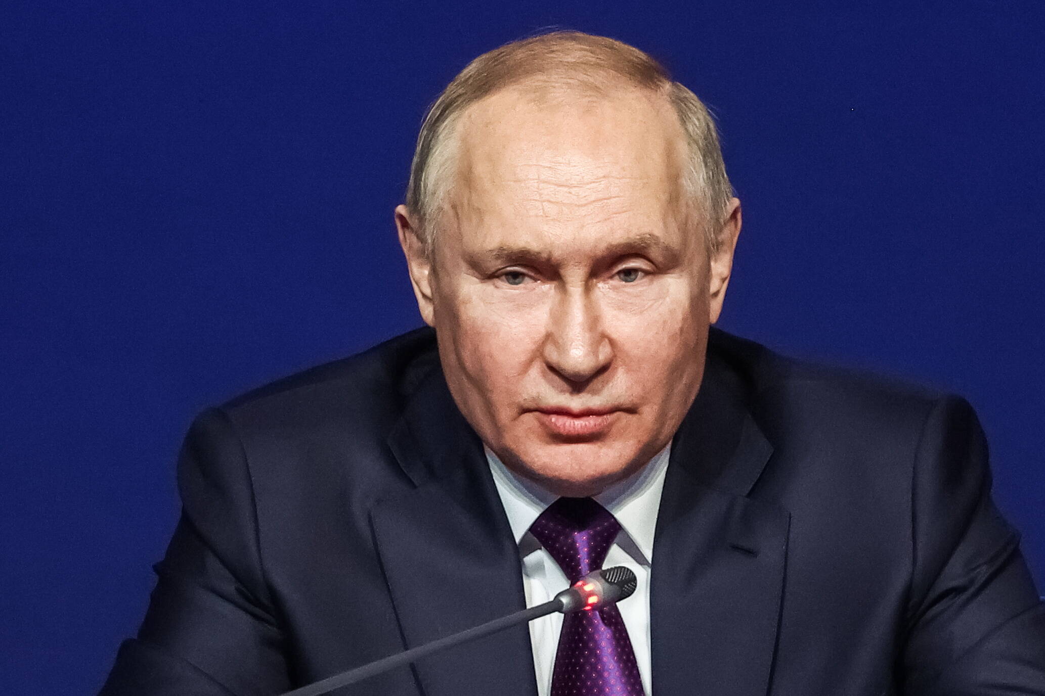 Putin droht Deutschland mit Einsatz von Atomwaffen und kündigt Test von Hyperschallrakete an - zusammen mit China!