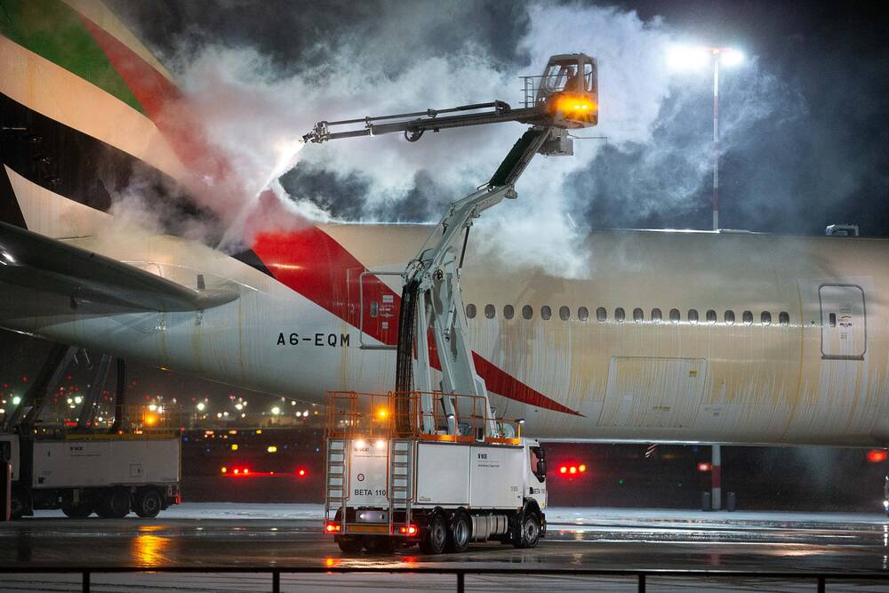 Mayday - Notfall in der Luft! 14 Passagiere verletzt - Airbus A 380  gerät in schweren Sturm