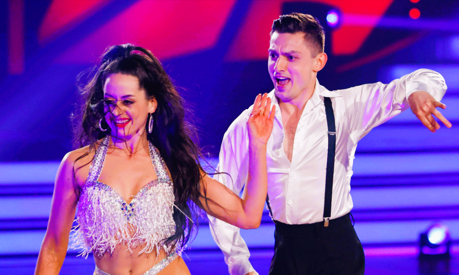 Zsolt Sándor Cseke verlobt sich am Strand: "Let's Dance"-Star macht märchenhaften Antrag