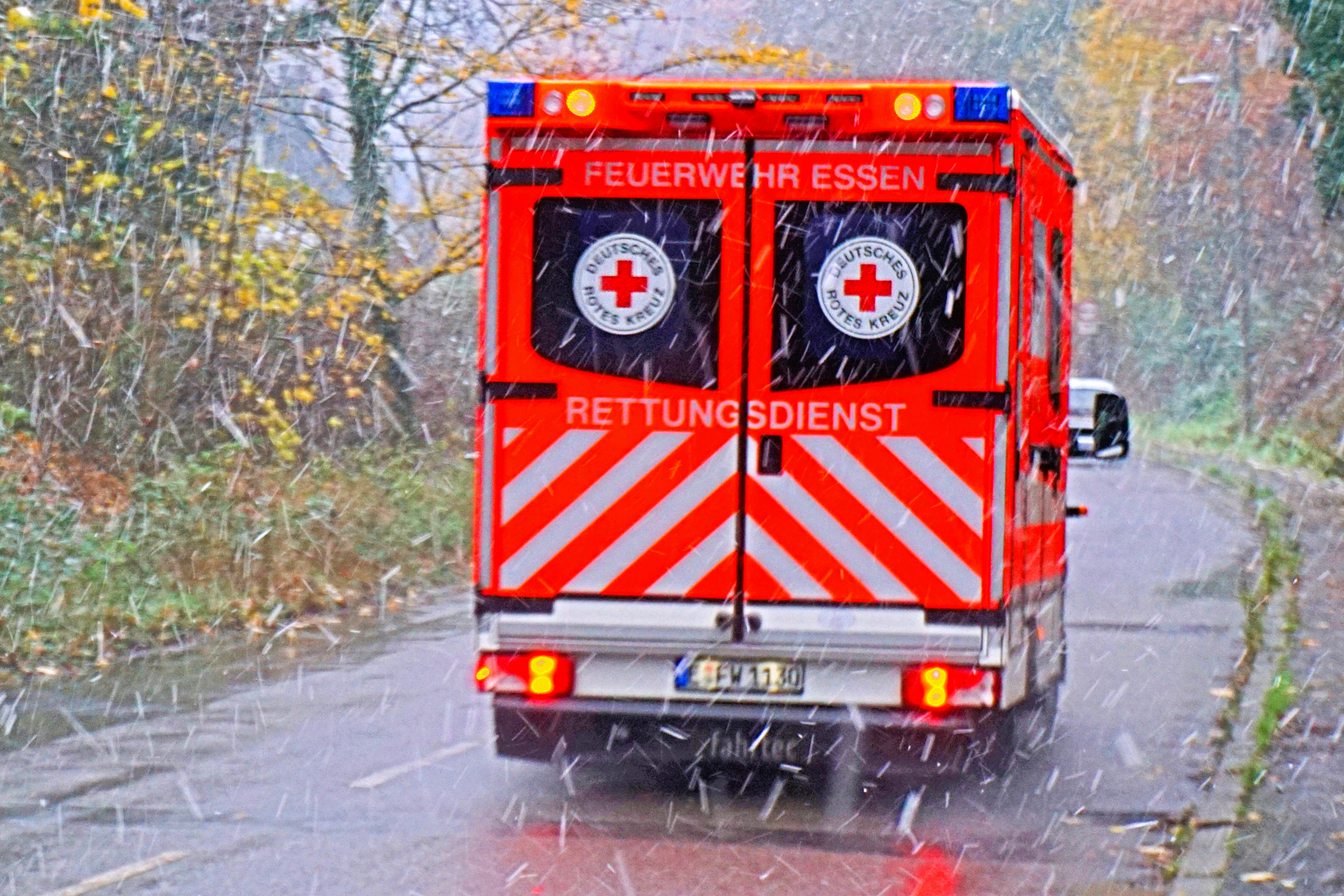 Explosion! Mehrfamilienhaus in Bochum eingestürzt! - Mindestens ein Todesopfer bestätigt