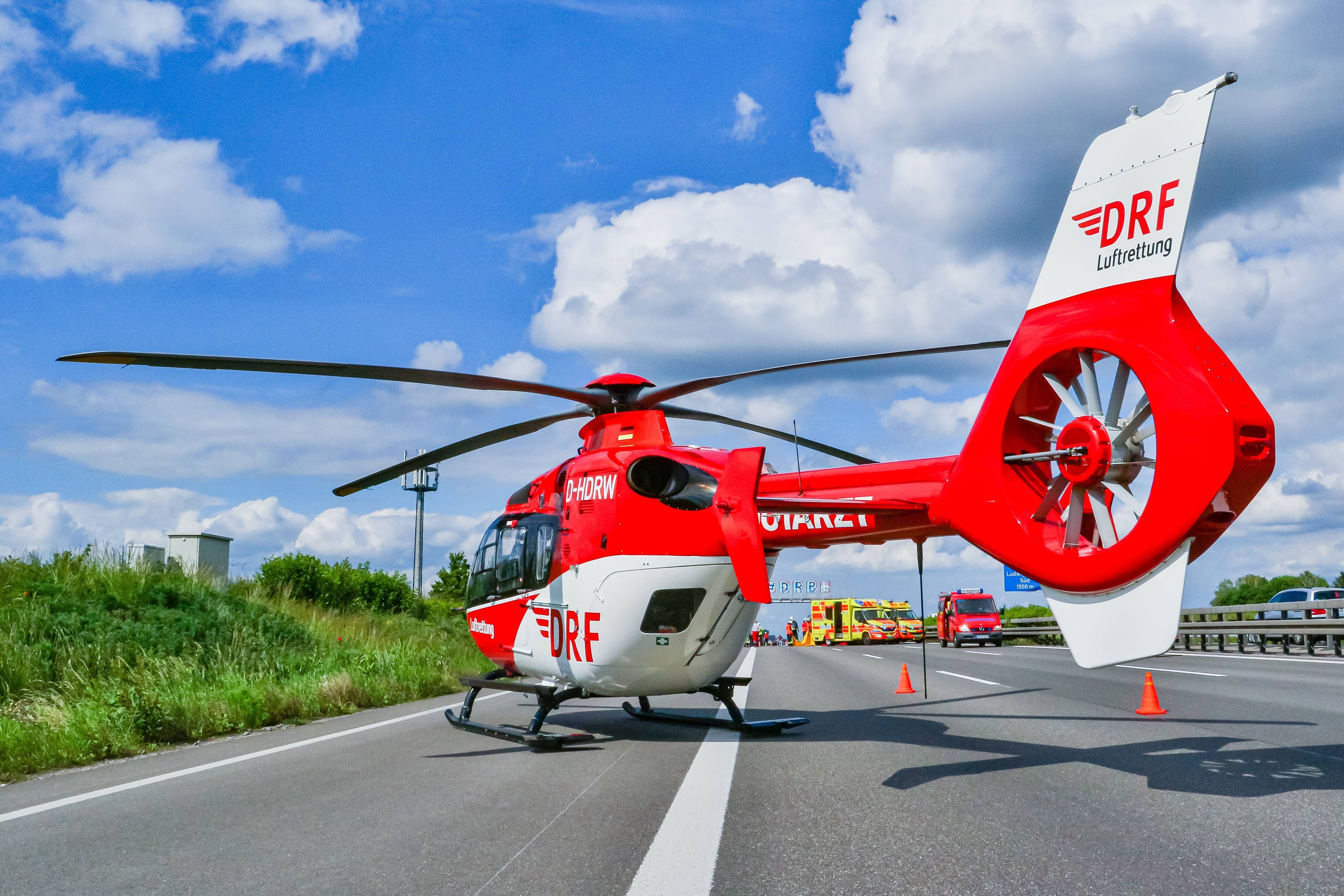 Auf dem Weg in den Urlaub! Tödlicher Unfall kostet zwei Menschen das Leben !Tragischer Frontalcrash mit Wohnmobil