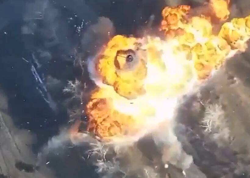 Eilmeldung! Angriff auf russischen Luftwaffenstützpunkt - Putins Überschallbomber in Flammen!