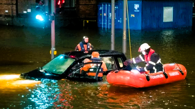 Erste Flut-Tote gemeldet! Flutkatastrophe in Süddeutschland - Rettungskräfte suchen Vermisste