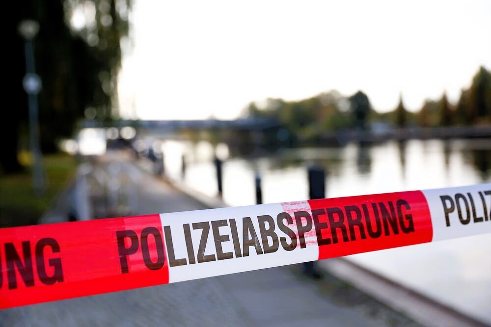 Polizei schnappt Serienmörder - Mörderisches Duo tötet 4 Rentner in 9 Tagen!